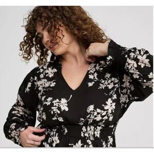Torrid Harper Black and White Floral Pocket Shirt size 2x
